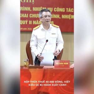 Nộp thừa thuế 40.000 đồng, Việt kiều Úc bị hoãn xuất cảnh